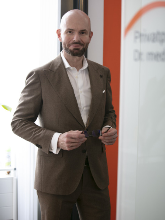 Dr. med. Nader Amirfallah